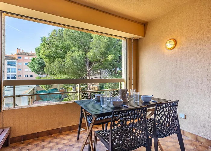 Les Regates-9 By Interhome Lejlighed