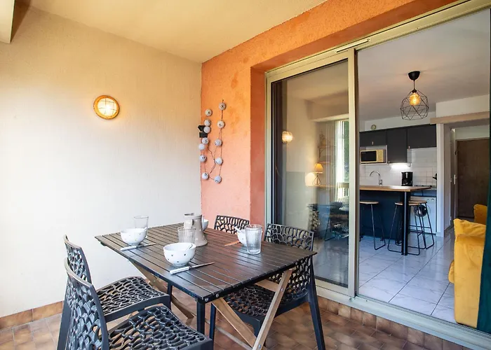 Lejlighed Les Regates-9 By Interhome Hyères